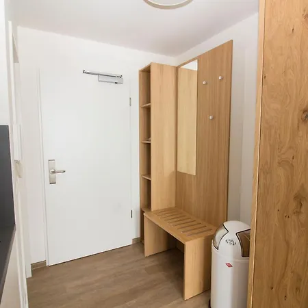 Nino Boardinghouse 1 Lägenhet